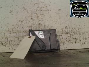 Gebruikte Deur module Opel Corsa C (F08/68) 1.3 CDTi 16V Prijs € 20,00 Margeregeling aangeboden door AutoHam