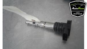 Begagnade Tändspole Volkswagen Passat Variant (3B6) 2.0 20V Pris € 10,00 Marginaltabell erbjuds av AutoHam