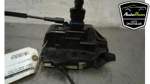 Begagnade Dörrlåsmekanism, 4-dörrars, vänster fram Renault Laguna II Grandtour (KG) 1.8 16V Pris € 35,00 Marginaltabell erbjuds av AutoHam