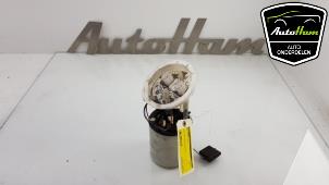 Używane Elektryczna pompa paliwa BMW 3 serie (E90) 318i 16V Cena € 25,00 Procedura marży oferowane przez AutoHam