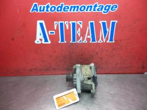 Gebruikte Dynamo Opel Vectra C Caravan 1.8 16V Prijs € 29,99 Margeregeling aangeboden door A-Team Automotive