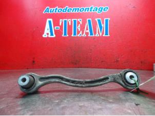 Gebruikte Draagarm boven links-achter Mercedes C Estate (S204) 2.2 C-220 CDI 16V BlueEfficiency Prijs € 14,99 Margeregeling aangeboden door A-Team Automotive