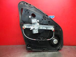 Gebruikte Raammechaniek 4Deurs links-achter Ford Fiesta 5 (JD/JH) 1.3 Prijs € 25,00 Margeregeling aangeboden door A-Team Automotive