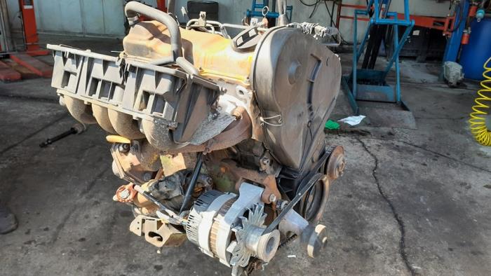 Motor van een Audi 80 (B3) 1.6 D 1988