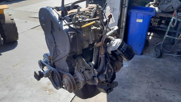 Motor van een Audi 80 (B3) 1.6 D 1988
