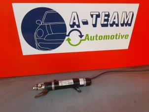 Begagnade Gasfjäder, motorhuv, vänster Mercedes CLA (117.3) 2.0 AMG CLA-45 Turbo 16V Pris € 99,99 Marginaltabell erbjuds av A-Team Automotive