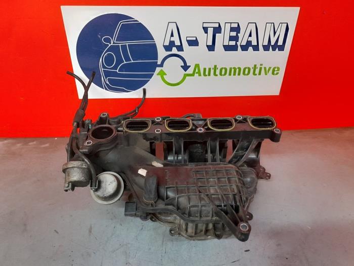 Insugsrör från en Ford S-Max (GBW) 2.0 16V 2008