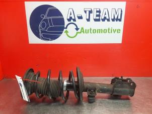 Begagnade Stötdämpare, höger fram Opel Vectra C GTS 3.2 V6 24V Pris € 39,99 Marginaltabell erbjuds av A-Team Automotive