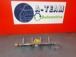 Używane Listwa wtryskowa Volkswagen Polo V (6R) 1.2 TSI Cena € 24,99 Procedura marży oferowane przez A-Team Automotive