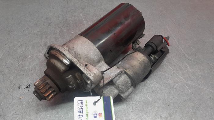 Startmotor från en Volkswagen Passat (362) 1.4 TSI 16V 2011