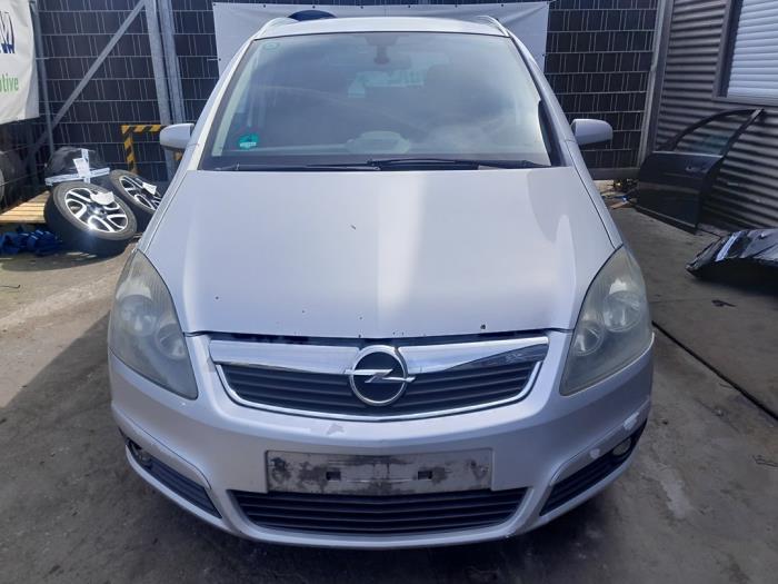 Motor van een Opel Zafira (M75) 1.8 16V Ecotec 2008