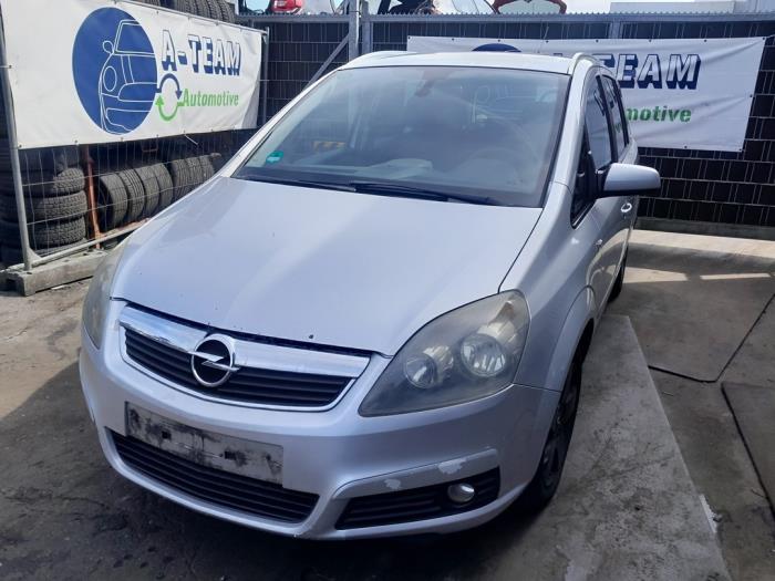 Motor van een Opel Zafira (M75) 1.8 16V Ecotec 2008