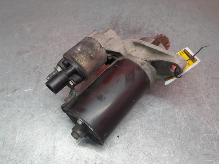 Startmotor från en Volkswagen Passat Variant (365) 1.4 TSI 16V 2011