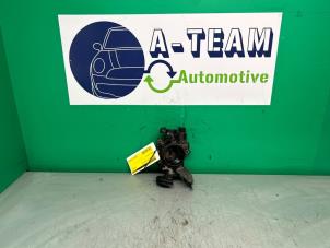 Używane Przepustnica Peugeot 107 1.0 12V Cena € 9,99 Procedura marży oferowane przez A-team Automotive