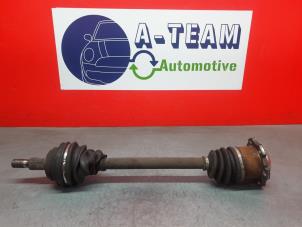 Gebruikte Aandrijfas links-voor Volkswagen Golf IV (1J1) 2.3 V5 GTI Prijs € 30,00 Margeregeling aangeboden door A-Team Automotive