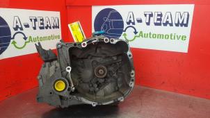 Begagnade Växellåda Renault Clio III (BR/CR) 1.2 16V TCe 100 Pris € 299,99 Marginaltabell erbjuds av A-Team Automotive