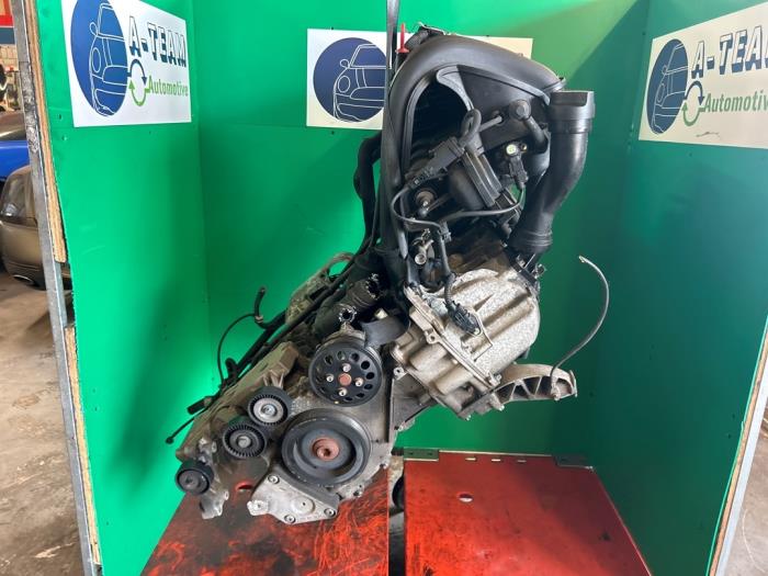 Motor van een Mercedes-Benz A (W169) 1.7 A-170 5-Drs. 2005