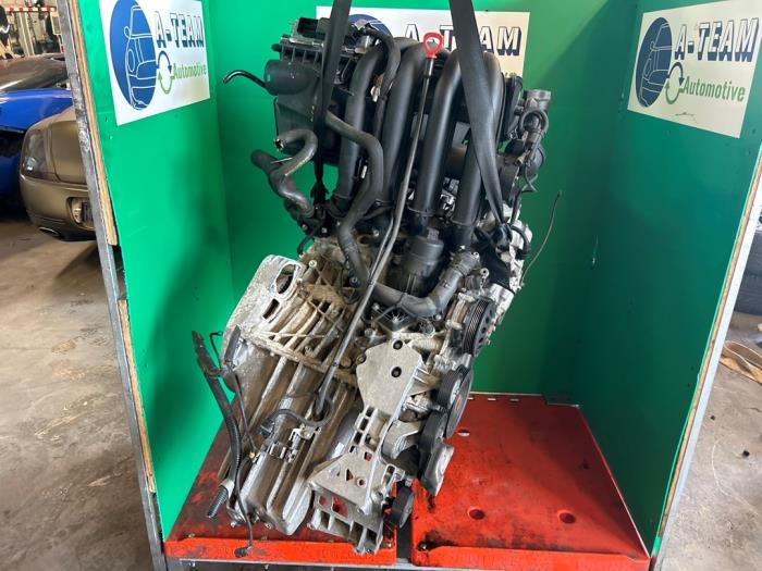 Motor van een Mercedes-Benz A (W169) 1.7 A-170 5-Drs. 2005