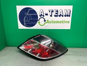Gebruikte Achterlicht rechts Opel Astra H GTC (L08) 1.6 16V Twinport Prijs € 24,99 Margeregeling aangeboden door A-team Automotive