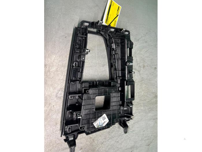 Mittkonsol från en Audi Q5 (FYB/FYG) 2.0 TFSI 16V Quattro 2017