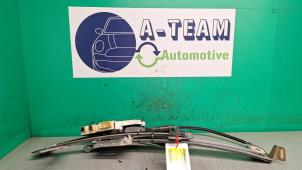 Begagnade Fönstermekanism, 2-dörrars, höger fram Peugeot 307 Pris € 149,99 Marginaltabell erbjuds av A-team Automotive