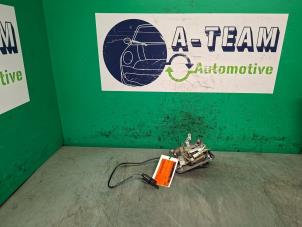 Begagnade Dörrlåsmekanism, 4-dörrars, vänster bak Mercedes G AMG (463) 4.0 G 63 AMG V8 32V Pris € 199,99 Marginaltabell erbjuds av A-team Automotive