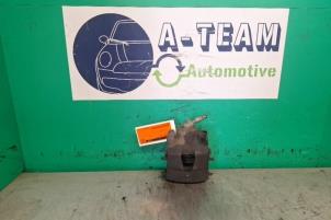 Używane Zacisk hamulcowy lewy przód Volkswagen Golf V (1K1) 1.6 FSI 16V Cena € 19,99 Procedura marży oferowane przez A-team Automotive