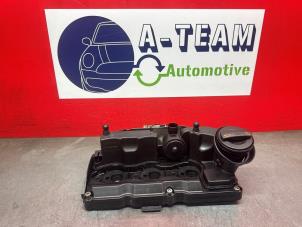 Używane Pokrywa zaworów Skoda Fabia II Combi 1.2 TDI 12V Greenline Cena € 24,99 Procedura marży oferowane przez A-Team Automotive