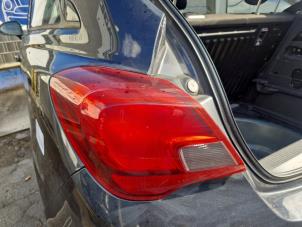 Używane Tylne swiatlo pozycyjne lewe Opel Corsa E 1.3 CDTi 16V ecoFLEX Cena € 34,99 Procedura marży oferowane przez A-Team Automotive