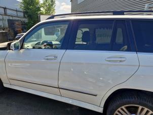 Gebruikte Deur 4Deurs links-achter Mercedes GLK (204.7/9) 3.5 350 V6 24V 4-Matic Prijs € 499,99 Margeregeling aangeboden door A-Team Automotive