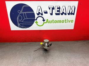 Używane Pompa wysokiego cisnienia Peugeot 308 SW (L4/L9/LC/LJ/LR) 1.2 12V e-THP PureTech 130 Cena € 79,99 Procedura marży oferowane przez A-Team Automotive