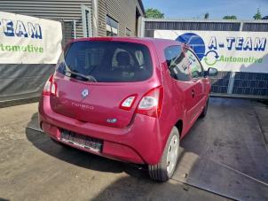 Gebruikte Stuurhuis Renault Twingo II (CN) 1.2 16V Prijs € 29,99 Margeregeling aangeboden door A-Team Automotive