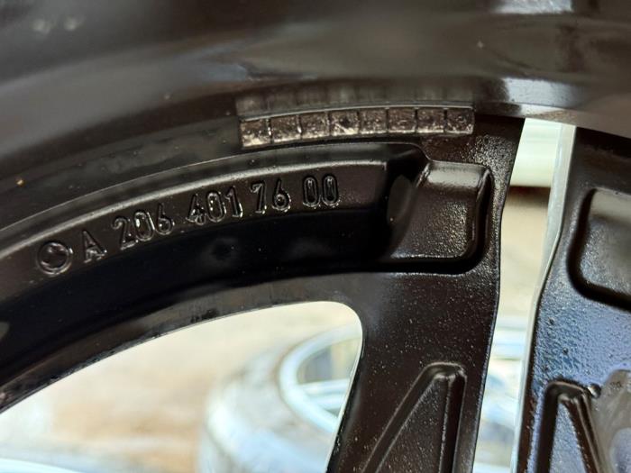 Hjuluppsättning + däck från en Mercedes-Benz C (W204) 2.5 C-230, C-250 V6 24V 2007