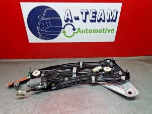 Używane Mechanizm szyby lewej tylnej wersja 2-drzwiowa Peugeot 207 CC (WB) 1.6 16V Cena € 49,99 Procedura marży oferowane przez A-Team Automotive