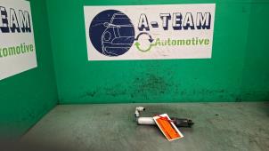 Gebruikte Koplamp Sproeier Volkswagen Polo V (6R) 1.4 GTI 16V Prijs € 39,99 Margeregeling aangeboden door A-team Automotive