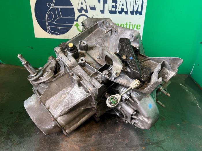 Växellåda från en Peugeot 308 (4A/C) 1.6 VTI 16V 2008