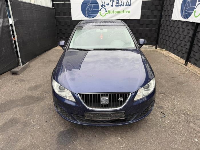 Baklykta, höger från en Seat Exeo (3R2) 1.8 T 20V 2009