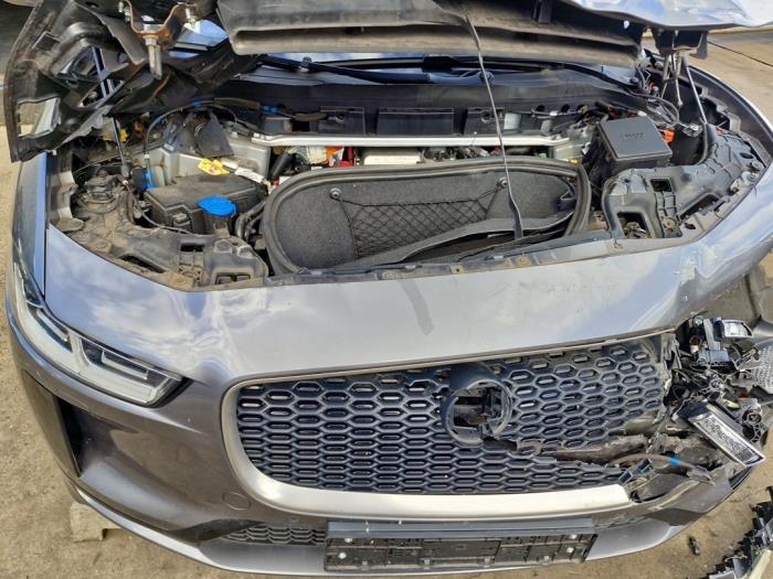 Bromsservo från en Jaguar I-Pace EV400 AWD 2018