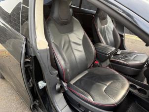 Gebruikte Bekleding Set (compleet) Tesla Model S 85 Prijs € 999,99 Margeregeling aangeboden door A-team Automotive
