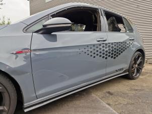 Gebruikte Portier 4Deurs links-voor Volkswagen Golf VII (AUA) 2.0 GTI TCR 16V Prijs op aanvraag aangeboden door A-Team Automotive