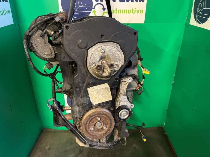 Motor van een Peugeot 207/207+ (WA/WC/WM) 1.6 16V 2007
