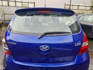 Begagnade Baklucka Hyundai i20 1.2i 16V Pris € 149,99 Marginaltabell erbjuds av A-Team Automotive