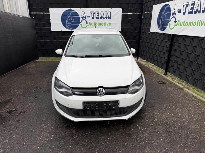 Säte, vänster från en Volkswagen Polo V (6R) 1.4 TDI DPF BlueMotion technology 2014