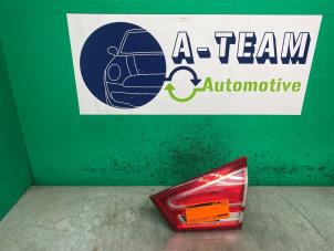 Używane Tylne swiatlo pozycyjne prawe Ford B-Max (JK8) 1.0 EcoBoost 12V 100 Cena € 84,99 Procedura marży oferowane przez A-team Automotive