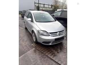 Gebruikte Radiateurfan Volkswagen Golf Plus (5M1/1KP) 1.4 TSI 122 16V Prijs op aanvraag aangeboden door A-Team Automotive