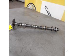 Begagnade Kamaxel Suzuki Grand Vitara II (JT) 2.4 16V Pris € 65,00 Marginaltabell erbjuds av Yellow Parts