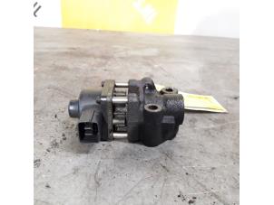 Gebruikte EGR Klep Suzuki Grand Vitara II (JT) 2.0 16V Prijs € 34,99 Margeregeling aangeboden door Yellow Parts
