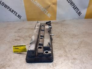 Gebruikte Kleppendeksel Suzuki Grand Vitara II (JT) 2.0 16V Prijs € 65,00 Margeregeling aangeboden door Yellow Parts