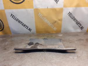 Gebruikte Motor Beschermplaat Suzuki SJ 413 410,VJL,Q,V,QX,VX Cabrio 4x4 Prijs € 30,00 Margeregeling aangeboden door Yellow Parts