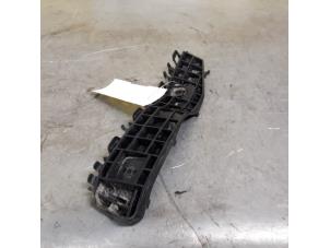 Gebruikte Bumpersteun links-achter Suzuki Splash 1.2 VVT 16V Prijs € 9,99 Margeregeling aangeboden door Yellow Parts